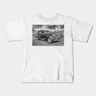 1934 Dodge Deluxe Six Kids T-Shirt